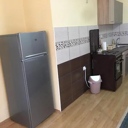 Zvezdica * 巴伊纳巴什塔