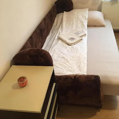 Zvezdica * 巴伊纳巴什塔